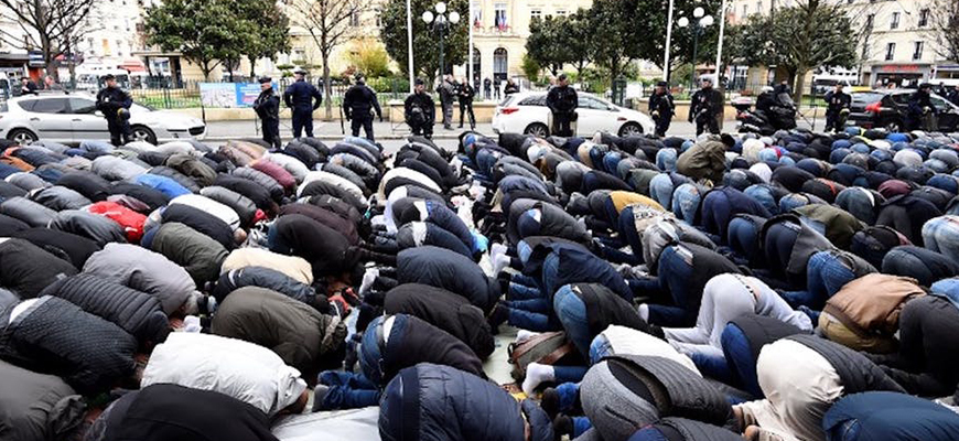 بعد “الانفصاليَّةِ”… الرُّعبُ الفَرنسيُّ مِن “التَّسلُّلِ الإسلاميِّ”!  (3)